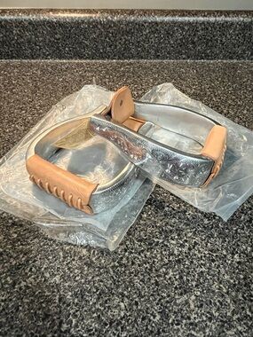 Showman Silver Floral Engraved Leather-Trim Western Pleasure Show Stirrups